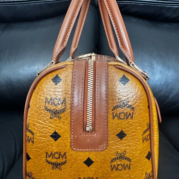 MCM Cognac Visetos Satchel - Picture 4 of 16